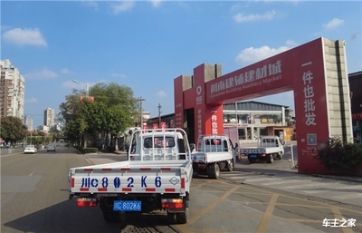 火爆四川,能省会赚 东风途逸T5 CNG物流专用版助力客户货运之旅